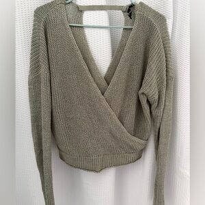 moon & madison V-Neck Knit Sweater in Gray